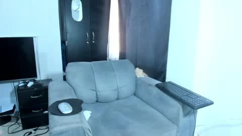 Snapshot of andylemonda chatting on July 6, 2026, 3:03 pm andylemonda online show from July 6, 2026, 3:03 pm