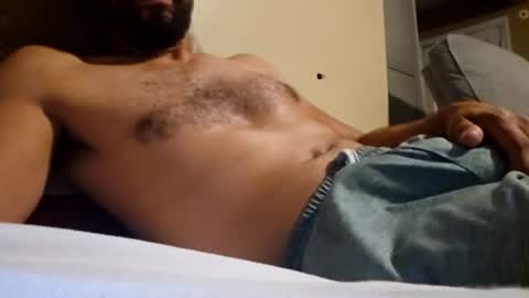 Snapshot of andyroony chatting on June 22, 2026, 6:43 am andyroony online show from June 22, 2026, 6:43 am