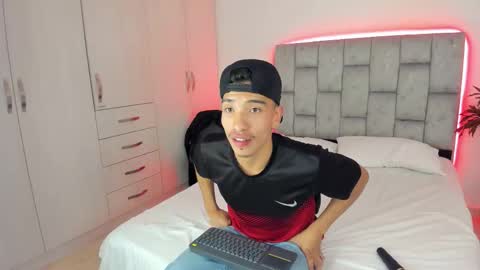 AndyRush online show from March 17, 2026, 4:28 am