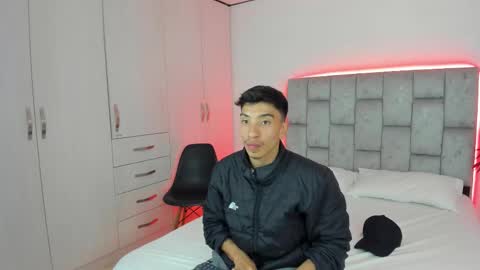 AndyRush online show from March 18, 2026, 4:04 am