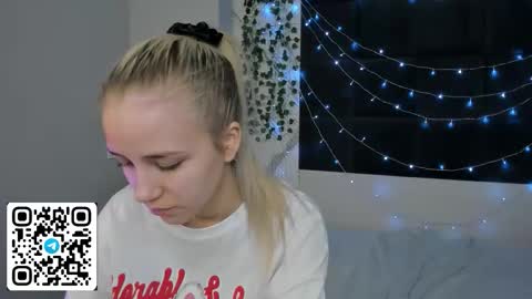 Anelly online show from March 15, 2026, 10:21 am