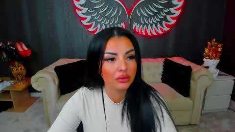 Anne online show from December 2, 2025, 5:08 pm