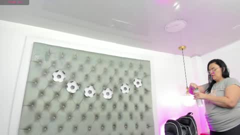 anette_cooper online show from July 14, 2026, 3:22 am