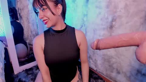 Snapshot of angeel___ chatting on July 30, 2026, 4:33 am angeel___ online show from July 30, 2026, 4:33 am