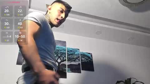 Snapshot of angeel_d035 chatting on February 2, 2025, 12:40 am Angel online show from February 2, 2025, 12:40 am