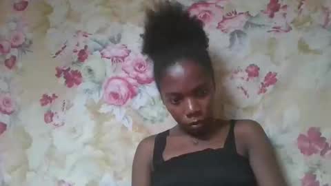 angeeliine online show from April 23, 2026, 6:54 pm