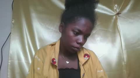 angeeliine online show from April 25, 2026, 4:48 pm