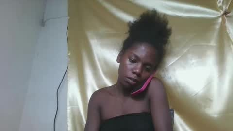angeeliine online show from April 26, 2026, 5:16 am