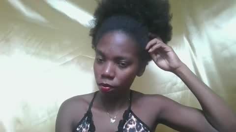 angeeliine online show from April 27, 2026, 7:28 am