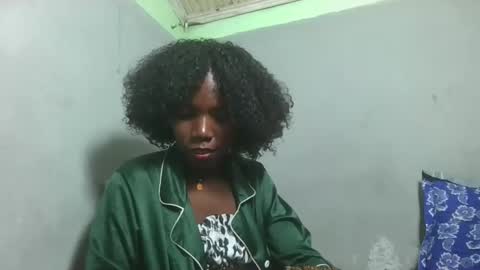 angeeliine online show from May 12, 2026, 4:59 pm