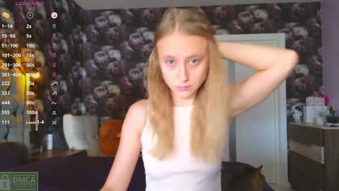 angeellina online show from December 27, 2024, 11:17 am