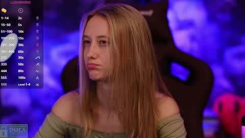 angeellina online show from February 1, 2025, 8:47 pm