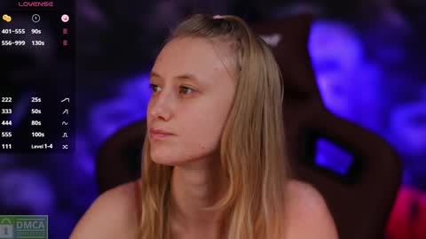 angeellina online show from February 6, 2025, 9:17 pm