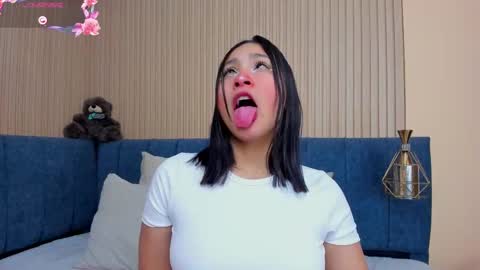 Snapshot of angel__ponce chatting on September 18, 2025, 7:27 pm angel__ponce online show from September 18, 2025, 7:27 pm