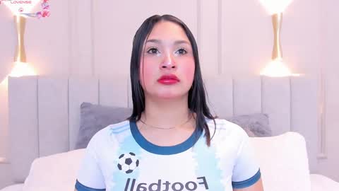 Snapshot of angel__ponce chatting on October 1, 2025, 12:11 pm angel__ponce online show from October 1, 2025, 12:11 pm