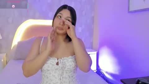 Snapshot of angel__ponce chatting on October 25, 2025, 7:19 pm angel__ponce online show from October 25, 2025, 7:19 pm