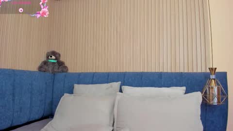 angel__ponce online show from January 17, 2026, 7:06 pm