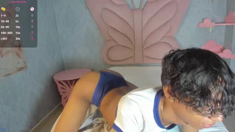 Snapshot of angel__sweet18 chatting on March 12, 2025, 5:24 am online show from March 12, 2025, 5:24 am