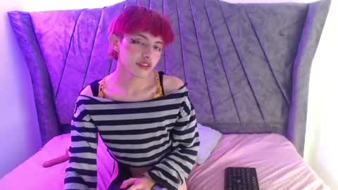 Angel  online show from April 30, 2026, 8:57 pm