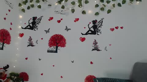 Snapshot of angel_curl chatting on February 14, 2025, 1:13 am Angel Curl online show from February 14, 2025, 1:13 am