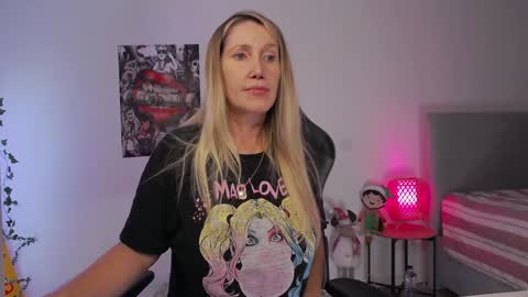 Snapshot of angel_danm_milf chatting on December 6, 2024, 1:55 pm Patricia - online show from December 6, 2024, 1:55 pm