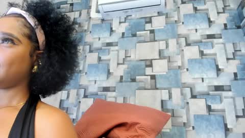 Snapshot of angel_dthroat chatting on May 11, 2026, 4:04 pm ANGHEL online show from May 11, 2026, 4:04 pm
