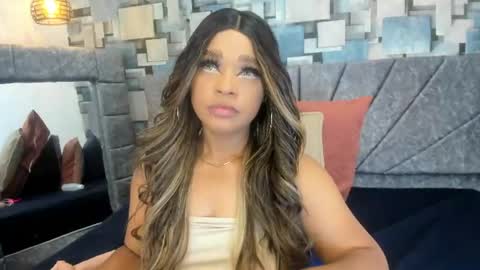 Snapshot of angel_dthroat chatting on August 4, 2026, 12:08 pm ANGHEL online show from August 4, 2026, 12:08 pm