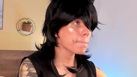 Angel online show from February 24, 2026, 4:43 am