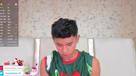 Snapshot of angel_esteban_fx chatting on December 29, 2024, 6:45 am ngel Esteban online show from December 29, 2024, 6:45 am
