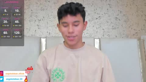 Snapshot of angel_esteban_fx chatting on January 16, 2025, 4:38 am ngel Esteban online show from January 16, 2025, 4:38 am