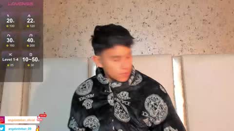 Snapshot of angel_esteban_fx chatting on February 13, 2025, 10:44 am ngel Esteban online show from February 13, 2025, 10:44 am