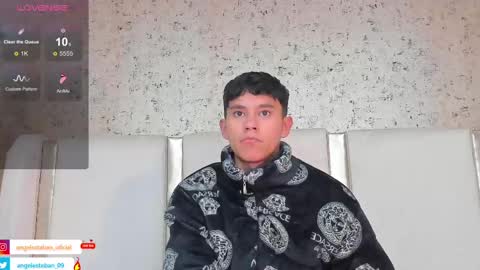 Snapshot of angel_esteban_fx chatting on February 15, 2025, 10:22 am ngel Esteban online show from February 15, 2025, 10:22 am