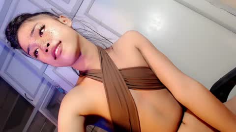 angel_grace18 online show from June 30, 2026, 10:16 am