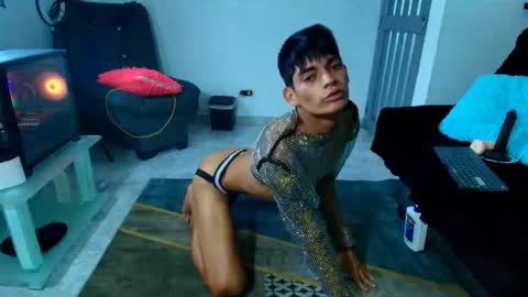 Snapshot of angel_hot912 chatting on February 6, 2025, 12:33 am angel_hot912 online show from February 6, 2025, 12:33 am