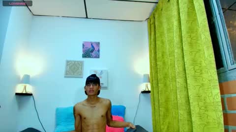 Snapshot of angel_hot912 chatting on March 8, 2025, 12:44 am angel_hot912 online show from March 8, 2025, 12:44 am