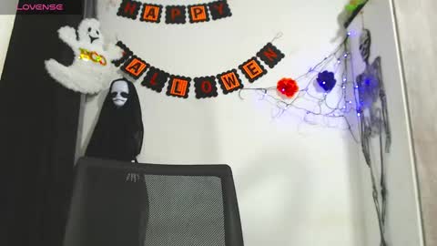 Angel online show from October 14, 2025, 10:32 pm