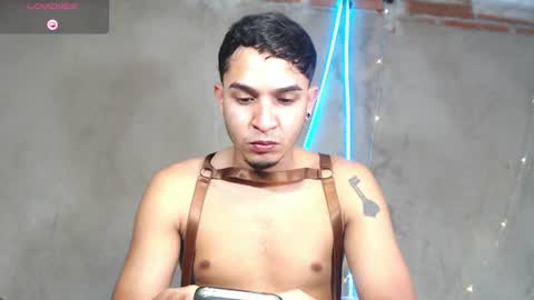 Snapshot of angel_latinboy chatting on July 23, 2026, 4:05 pm Angel online show from July 23, 2026, 4:05 pm