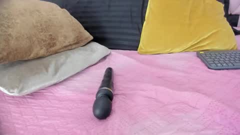 Angel  online show from March 15, 2026, 7:03 am