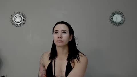 Angel online show from October 24, 2025, 10:39 pm