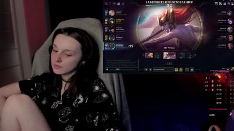 Snapshot of angel_runa chatting on January 13, 2025, 6:27 pm Mira online show from January 13, 2025, 6:27 pm