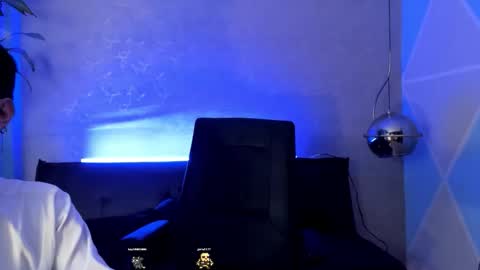 angel_scott2 online show from March 8, 2026, 11:58 am