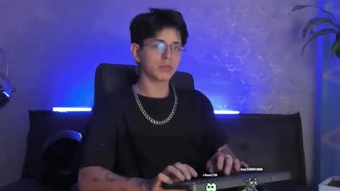 angel_scott2 online show from March 10, 2026, 12:10 pm