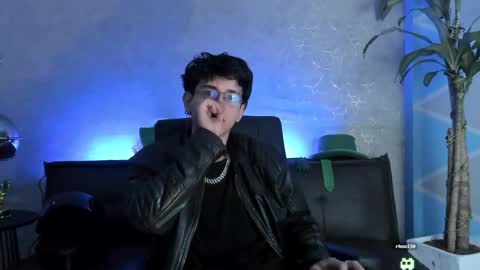 angel_scott2 online show from March 13, 2026, 12:12 pm