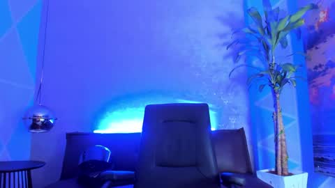 angel_scott2 online show from March 17, 2026, 11:24 am