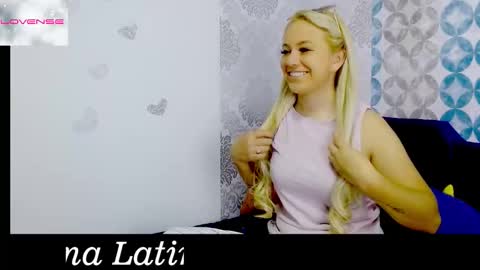 Snapshot of angel_white26 chatting on February 10, 2026, 12:20 pm Angel online show from February 10, 2026, 12:20 pm