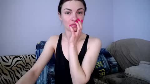 Snapshot of angel_zoe77 chatting on June 1, 2026, 8:38 am Zoe online show from June 1, 2026, 8:38 am