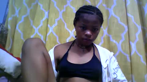 angela166093 online show from November 17, 2025, 3:12 am