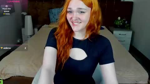 Snapshot of angela_flowers chatting on July 7, 2026, 1:08 am Angela online show from July 7, 2026, 1:08 am