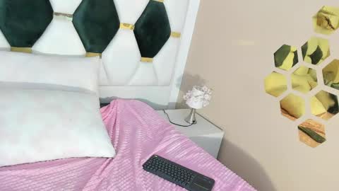 Snapshot of angela_garciaa chatting on May 16, 2026, 7:12 pm angela_garciaa online show from May 16, 2026, 7:12 pm