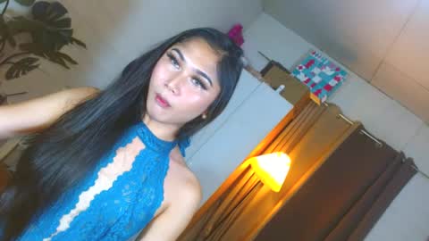 angela online show from August 7, 2026, 8:00 pm